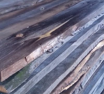 RECLAIMED WOOD